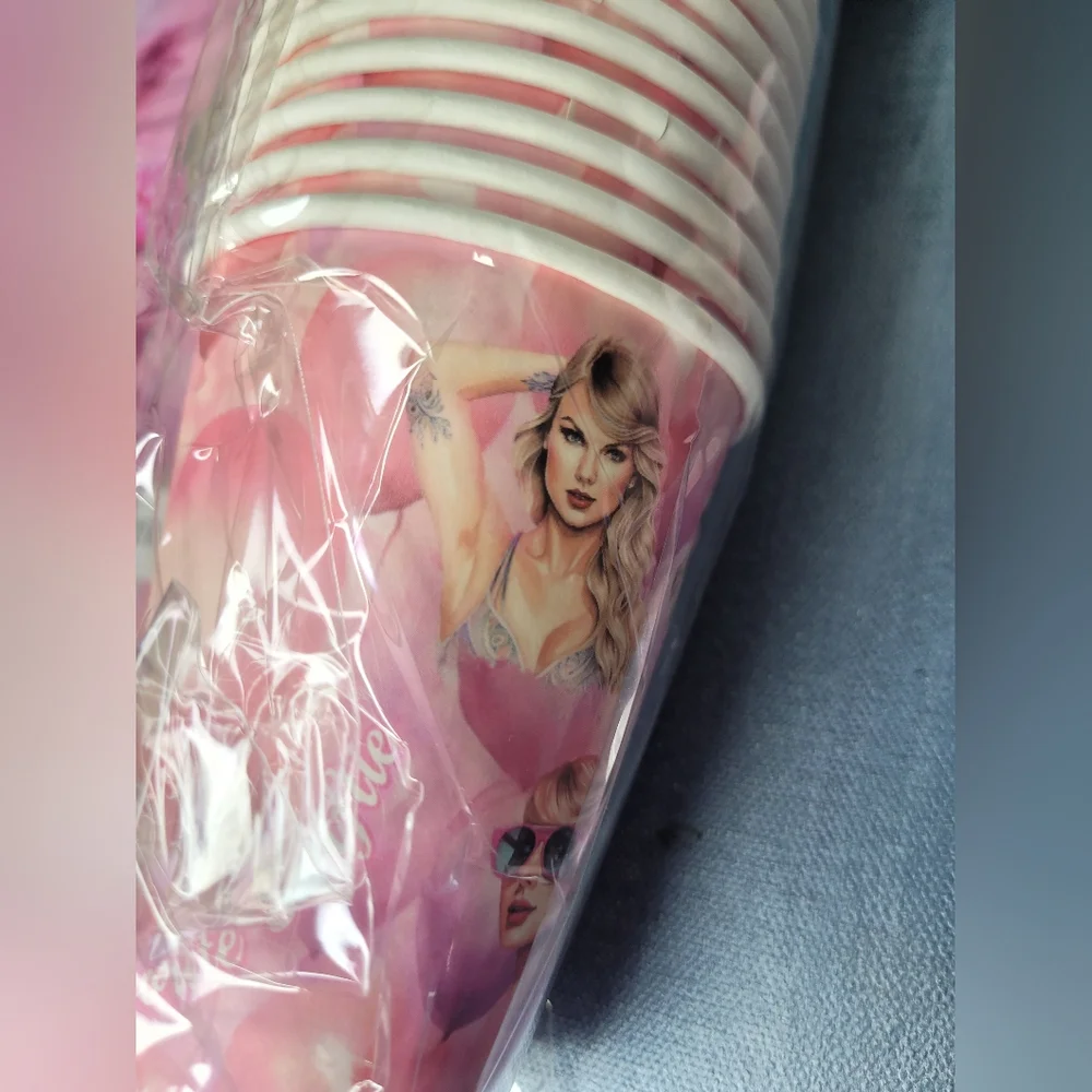 Taylor Swift My Favorite Swiftie Happy Birthday Party Set